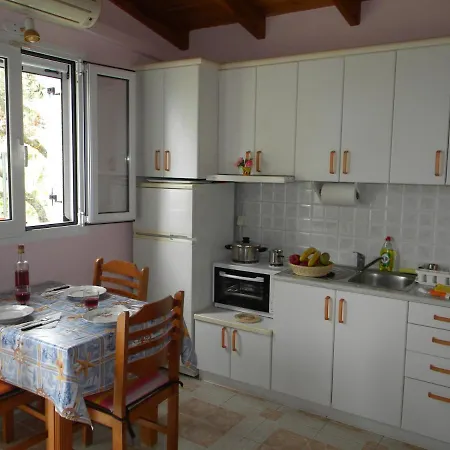 Victoria Lassi (Kefalonia)